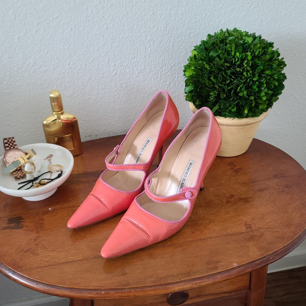 *SOLD* Manolo Blahnik Pink/Peach Campari 90 Mary Janes, 38